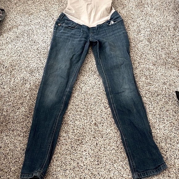 A Pea in the Pod Denim - Maternity Jean pants